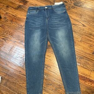 Women’s Dark Blue Jeans